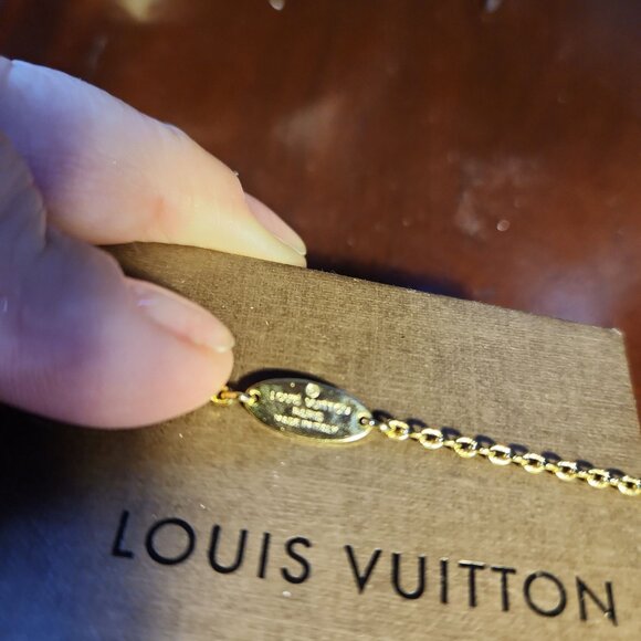 Authentic LOUIS VUITTON Essential V California Dreaming Bracelet Gold M69580 - Picture 7 of 8